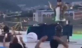 女生聚会爆料视频大全集,笑料百出，情感纠葛尽收眼底