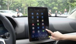 比亚迪郑州网红工地吃瓜,吃瓜群众围观绿色建筑奇迹”